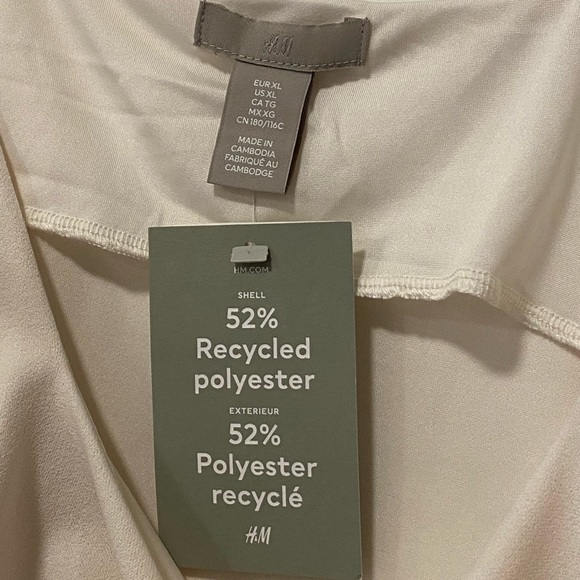 H&M Pleated Dress in Ivory White XL NWT - Picture 9 of 9